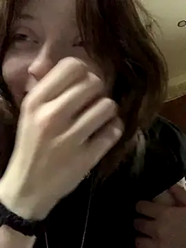 Snapshot of graylovescookies chatting on October 2025 01:53:02 PM graylovescookies online show from October 2025 01:53:02 PM