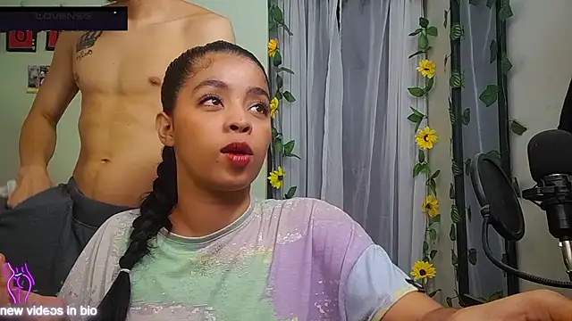 Angie Lee01 online show from September 2025 12:32:02 PM