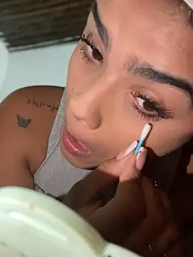 Kaily Sweet16 online show from October 2025 06:42:02 PM