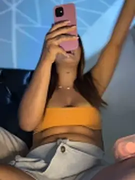 Kaily Sweet16 online show from February 2026 05:21:01 PM