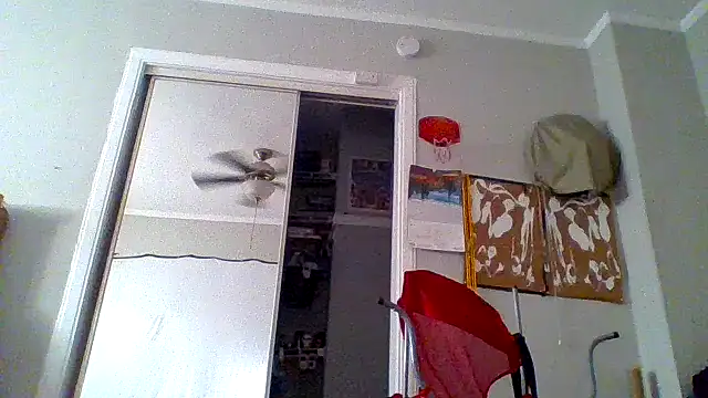 Snapshot of JezOne555 chatting on October 2025 01:52:01 PM JezOne555 online show from October 2025 01:52:01 PM