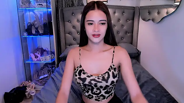 Snapshot of Lars_empress chatting on September 2025 08:25:02 AM Lars empress online show from September 2025 08:25:02 AM