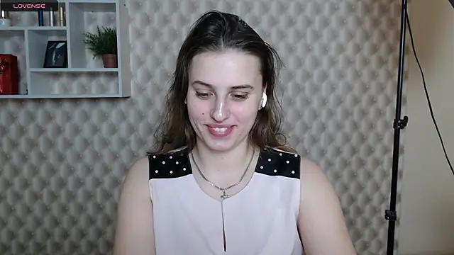 AmandaDimond  online show from February 2026 02:31:01 PM