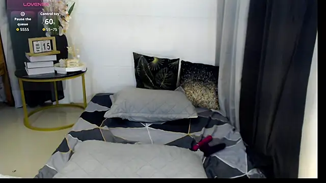 ursafehaven online show from February 2026 06:15:02 PM