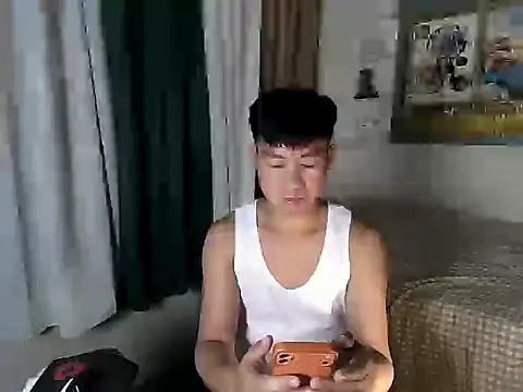 xshyboyx online show from June 2026 12:40:02 PM