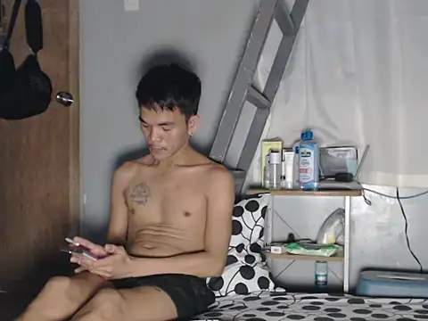 Natsboii online show from March 2026 11:04:01 PM