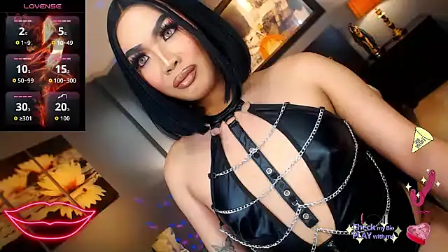 FridaHumphrey online show from September 2025 06:00:01 PM