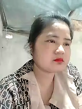 Snapshot of BigBoobs186 chatting on November 2025 04:35:01 AM BigBoobs186 online show from November 2025 04:35:01 AM