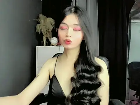 Snapshot of LexiLove chatting on September 2025 12:20:01 PM LexiLove online show from September 2025 12:20:01 PM