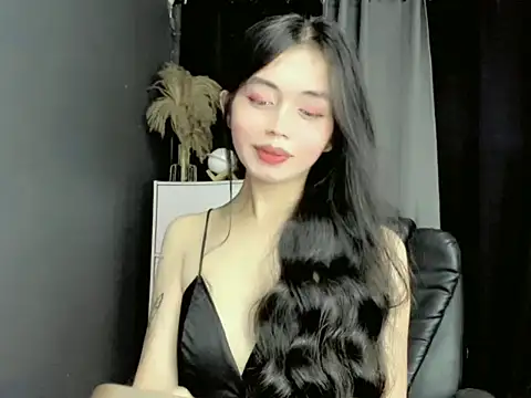 Snapshot of LexiLove chatting on November 2025 09:41:01 AM LexiLove online show from November 2025 09:41:01 AM