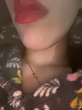 Mimisixo online show from November 2025 10:42:02 PM