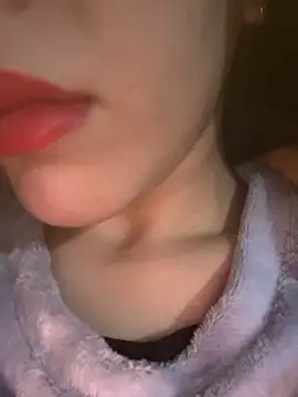 Mimisixo online show from November 2025 04:29:01 PM