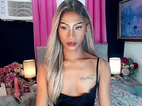 sassylatina online show from March 2026 06:22:02 PM