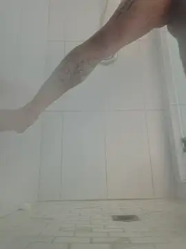 Cnutt310 online show from November 2025 08:53:02 PM