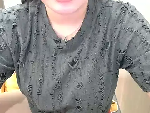 Snapshot of Zhi__2k6 chatting on October 2025 05:21:01 PM Zhi 2k6 online show from October 2025 05:21:01 PM