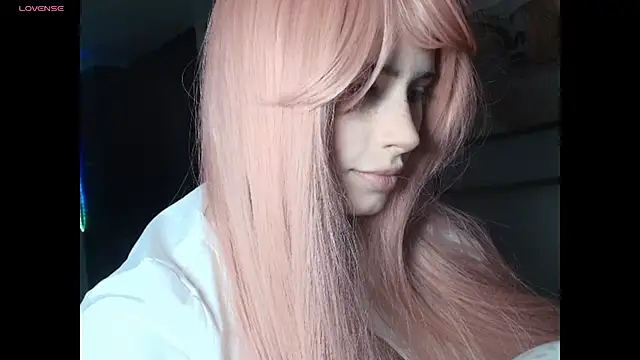 PieraMarch online show from April 2026 07:44:02 PM