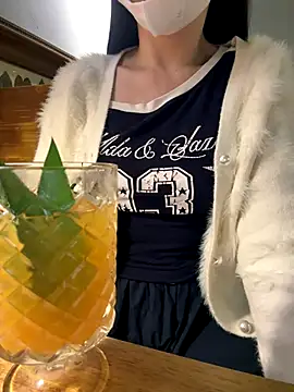 Meii-meyy online show from December 2025 02:00:02 PM