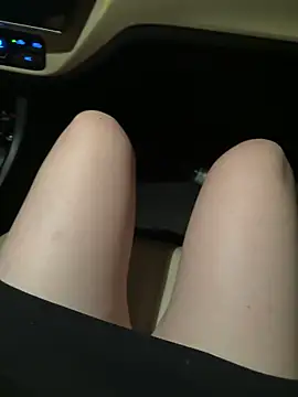 Meii-meyy online show from December 2025 04:14:02 PM