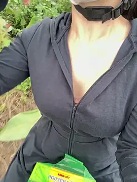 Meii-meyy online show from March 2026 07:14:02 AM