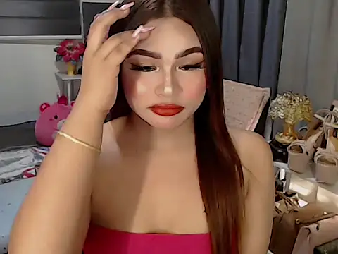 Candice cummer online show from November 2025 06:41:02 PM