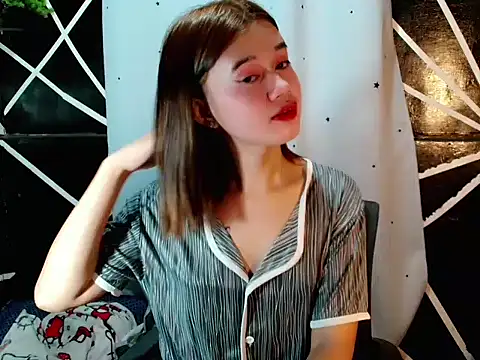 Snapshot of urgirl_mikah chatting on September 2025 09:19:02 PM urgirl mikah online show from September 2025 09:19:02 PM