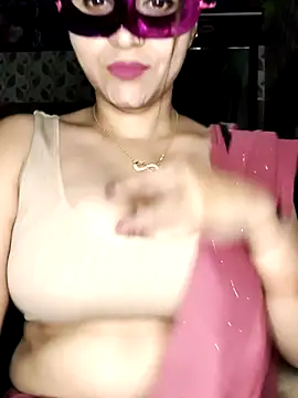 Snapshot of Horny_Shalu chatting on December 2025 05:52:01 PM Horny Shalu online show from December 2025 05:52:01 PM