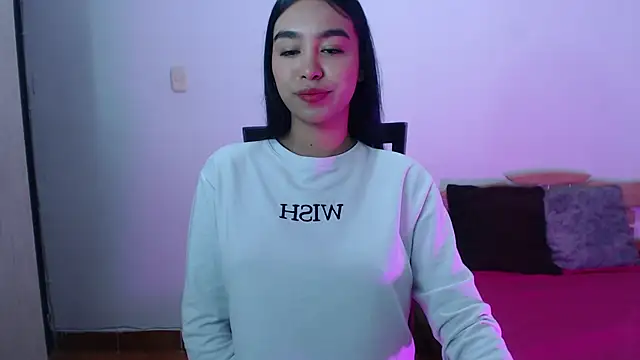 Snapshot of kyra_fox_ chatting on November 2025 12:23:02 PM kyra fox online show from November 2025 12:23:02 PM