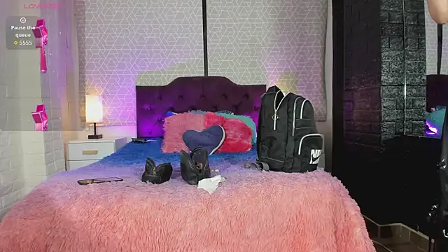 Zamara Kleii online show from September 2025 04:23:01 AM