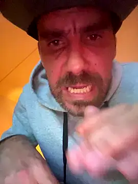 Snapshot of thepenisher777 chatting on September 2025 04:45:01 AM thepenisher777 online show from September 2025 04:45:01 AM