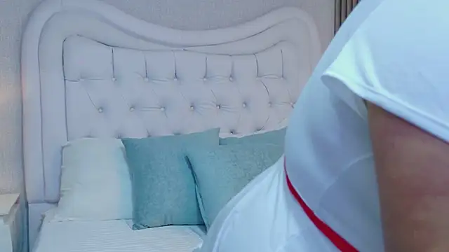 KiimBrooks online show from February 2026 11:14:02 AM