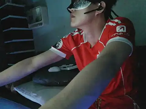 Snapshot of boyhigh1997 chatting on November 2025 05:34:01 PM boyhigh1997 online show from November 2025 05:34:01 PM