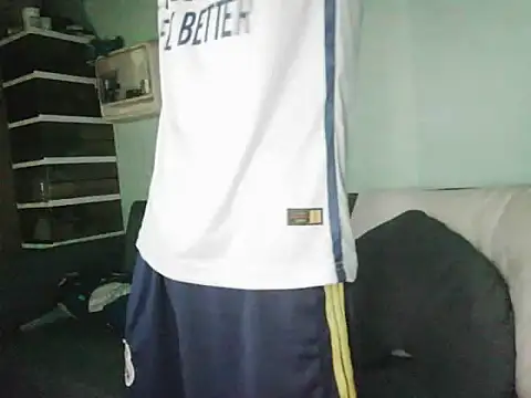 Snapshot of boyhigh1997 chatting on November 2025 05:55:02 PM boyhigh1997 online show from November 2025 05:55:02 PM