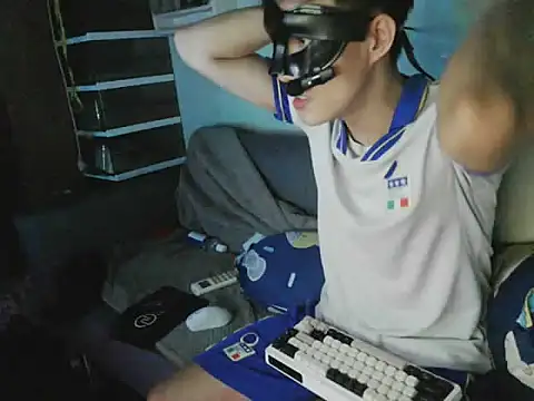 Snapshot of boyhigh1997 chatting on November 2025 10:54:01 AM boyhigh1997 online show from November 2025 10:54:01 AM