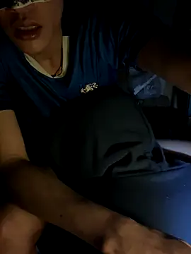 Snapshot of boyhigh1997 chatting on December 2025 07:29:02 PM boyhigh1997 online show from December 2025 07:29:02 PM