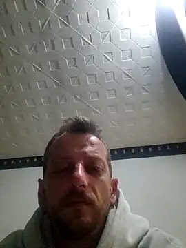 raducori online show from April 2026 01:58:02 AM
