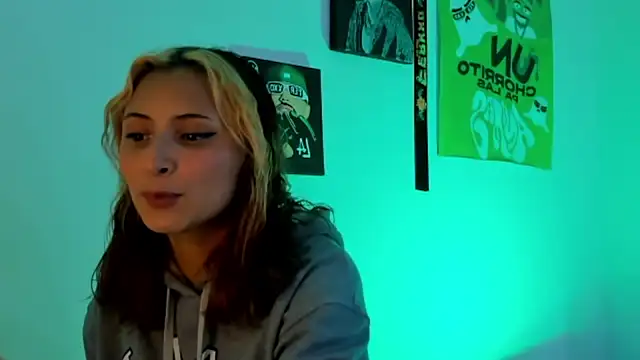 melissa noirr online show from November 2025 05:13:02 PM