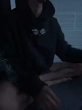 DarkCamBoy online show from April 2026 05:23:01 AM