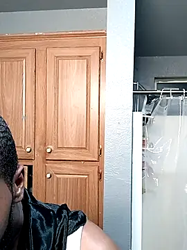 EbonyKing69 online show from November 2025 11:43:02 AM