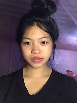 Snapshot of Thy00__ chatting on October 2025 08:23:01 AM Thy00   online show from October 2025 08:23:01 AM