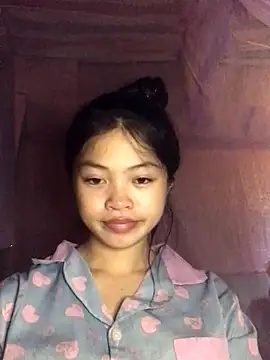 Snapshot of Thy00__ chatting on October 2025 03:42:02 PM Thy00   online show from October 2025 03:42:02 PM