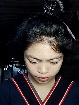 Snapshot of Thy00__ chatting on October 2025 07:27:01 AM Thy00   online show from October 2025 07:27:01 AM