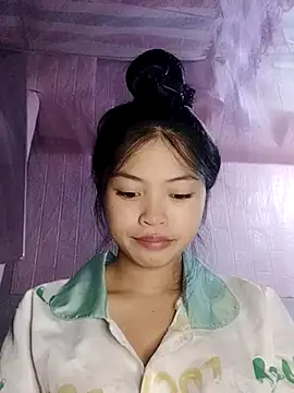 Snapshot of Thy00__ chatting on October 2025 03:29:02 PM Thy00   online show from October 2025 03:29:02 PM