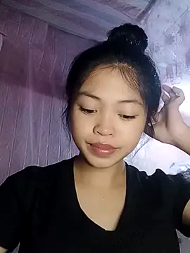 Snapshot of Thy00__ chatting on October 2025 03:13:02 PM Thy00   online show from October 2025 03:13:02 PM