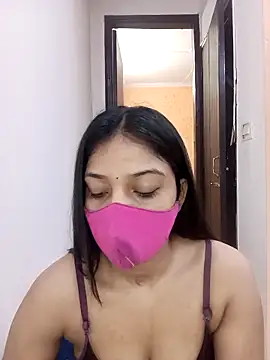 Snapshot of Cute_Rakhi8 chatting on May 2026 05:12:01 AM Cute Rakhi8 online show from May 2026 05:12:01 AM