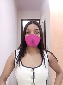 Snapshot of Cute_Rakhi8 chatting on May 2026 05:34:02 AM Cute Rakhi8 online show from May 2026 05:34:02 AM