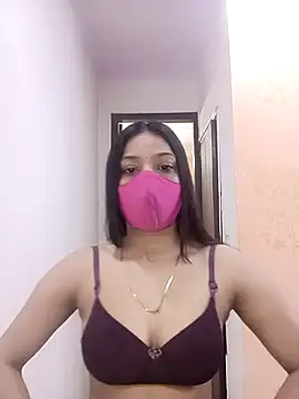 Snapshot of Cute_Rakhi8 chatting on May 2026 05:46:02 AM Cute Rakhi8 online show from May 2026 05:46:02 AM