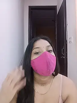 Snapshot of Cute_Rakhi8 chatting on June 2026 05:35:02 AM Cute Rakhi8 online show from June 2026 05:35:02 AM