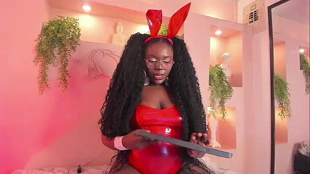 NanyMoreno online show from October 2025 01:23:02 PM