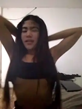 Snapshot of Babe_g1rl chatting on April 2026 12:10:01 PM Babe g1rl online show from April 2026 12:10:01 PM