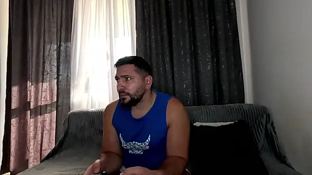 Gold Alpha Boy online show from October 2025 11:09:02 AM